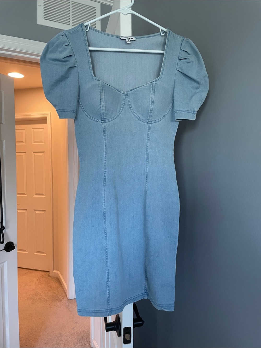 Puff-Sleeve Light Blue Denim Dress